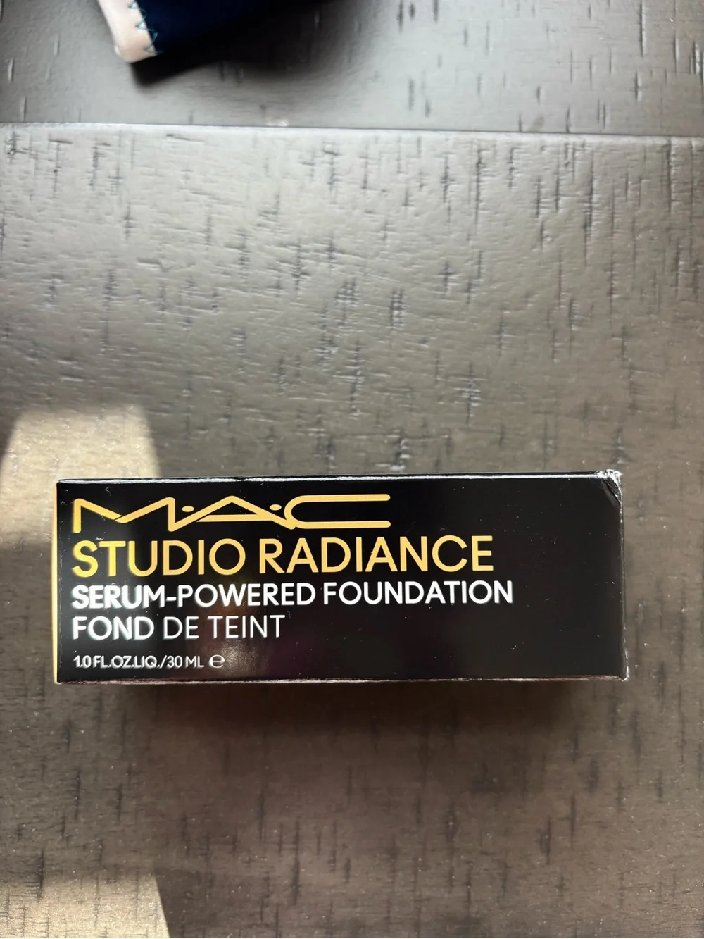 MAC Cosmetics Studio Radiance Serum-Powered Foundation — Black & Gold Box